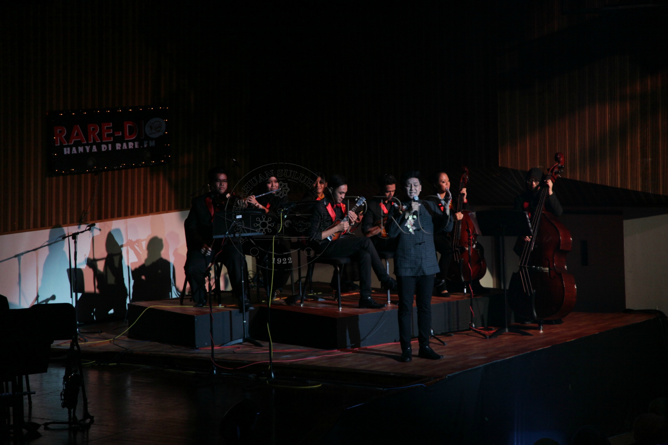 PRO 14 29 RARE IMG 0603